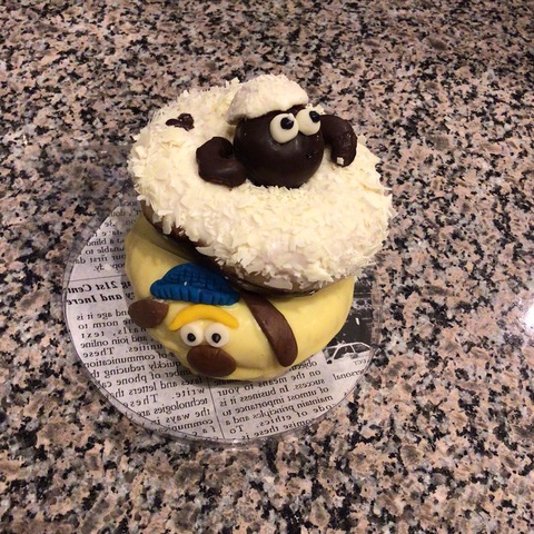 デコレーションドーナツもできます。ご相談ください。